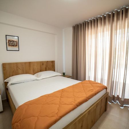 Sea Apartments 123 Sarandë Buitenkant foto